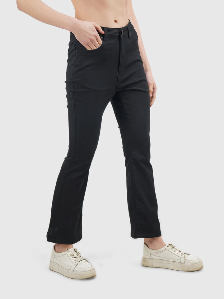 Basic Boot Cut With 5 Pockets - Black image number 2